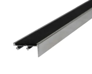 จมูกบันไดอลูมิเนียมอัดแร่กากเพชรสั่งตัดราคาต่อเมตร