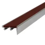 จมูกบันไดอลูมิเนียมอัดด้วยแร่กากเพชร 1 แถบ สีน้ำตาล