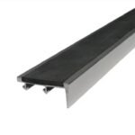 เทาเข้ม